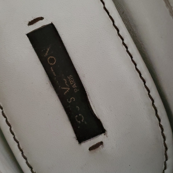 Louis Vuitton IVORY Ballet Flats - Picture 10 of 11